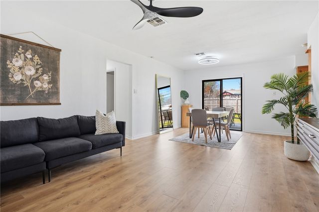 1213 SALEM Dr, Corpus Christi, TX 78412