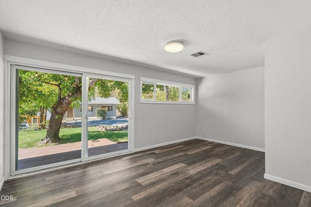 2788 Midway Avenue, Grants Pass, OR 97527