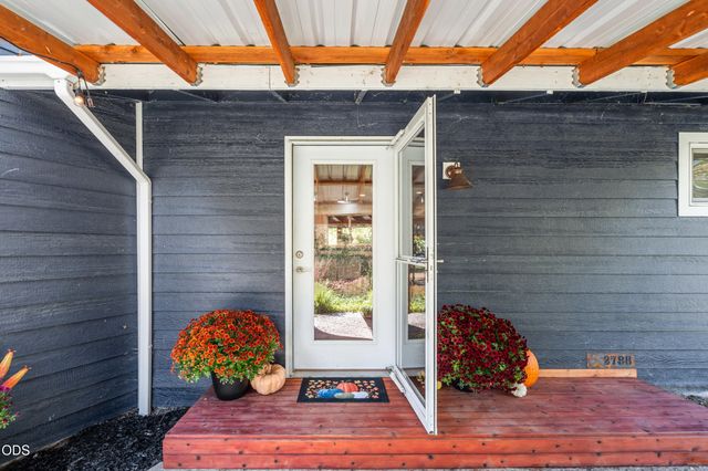 2788 Midway Avenue, Grants Pass, OR 97527