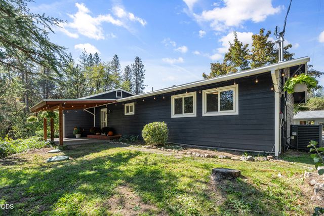 2788 Midway Avenue, Grants Pass, OR 97527