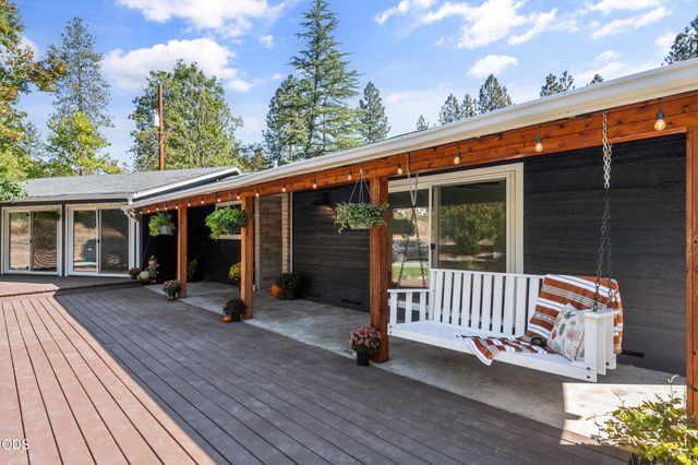 2788 Midway Avenue, Grants Pass, OR 97527