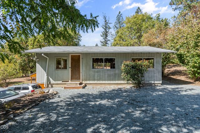 2788 Midway Avenue, Grants Pass, OR 97527