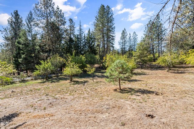 2788 Midway Avenue, Grants Pass, OR 97527