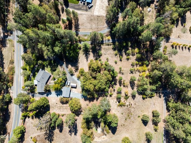 2788 Midway Avenue, Grants Pass, OR 97527