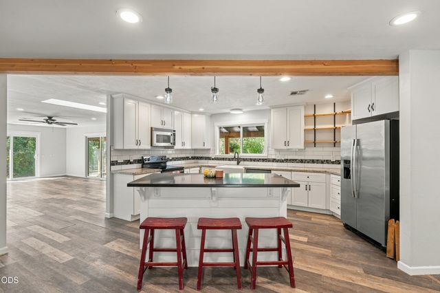 2788 Midway Avenue, Grants Pass, OR 97527
