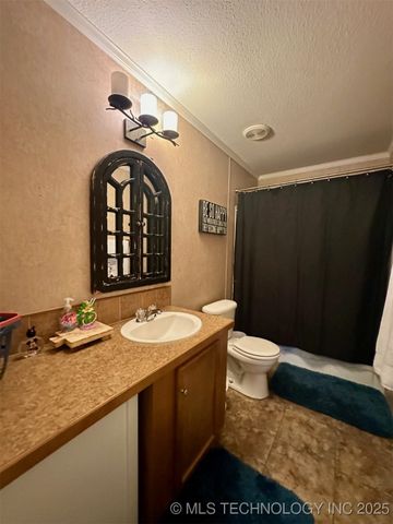 4770 Angler Circle, Kingston, OK 73439