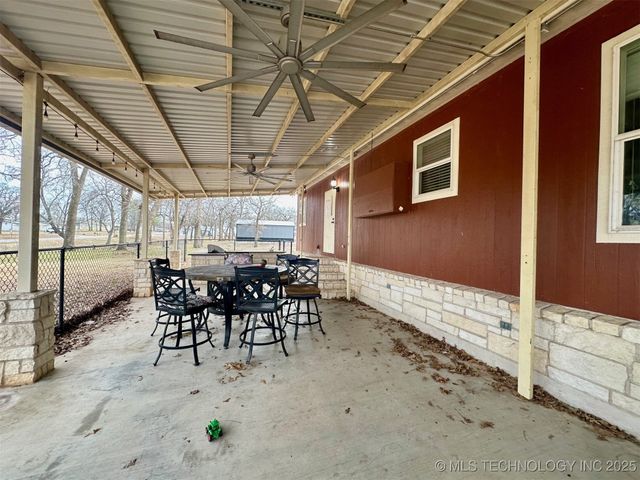 4770 Angler Circle, Kingston, OK 73439