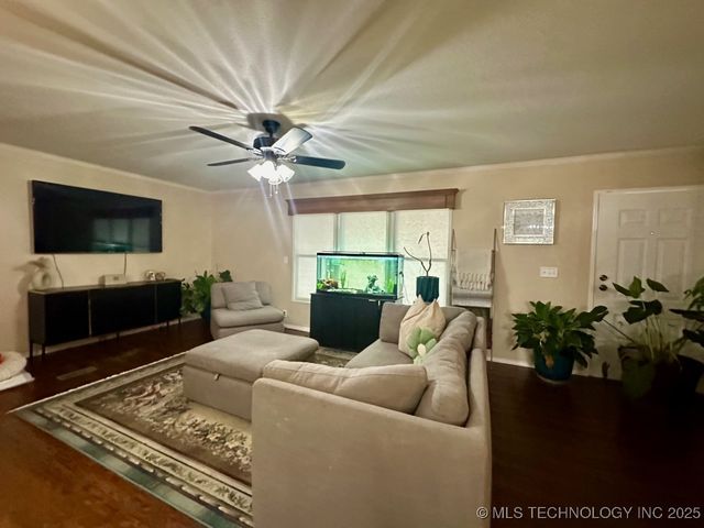 4770 Angler Circle, Kingston, OK 73439