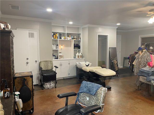 15210 Northwest Blvd, Robstown, TX 78380