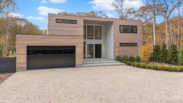 21 Westwood Road, Wainscott, NY 11975