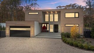 21 Westwood Road, Wainscott, NY 11975