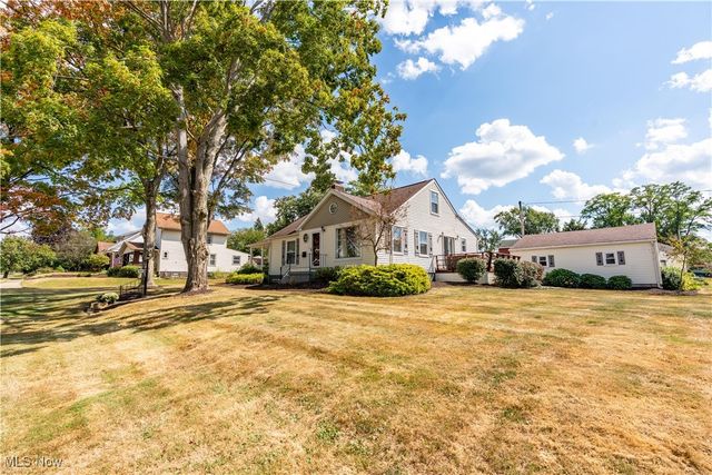 884 W College Road, Alliance, OH 44601