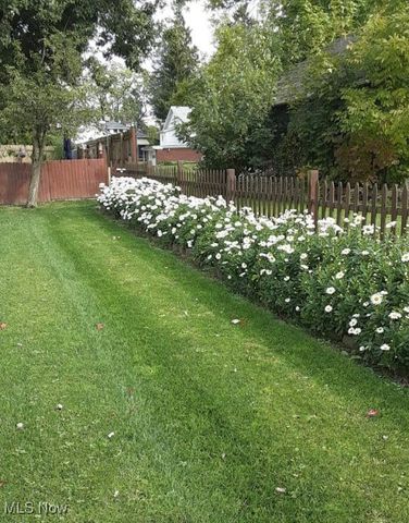 884 W College Road, Alliance, OH 44601