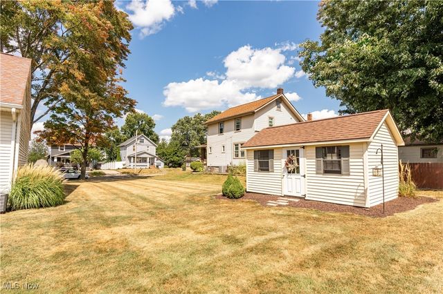 884 W College Road, Alliance, OH 44601