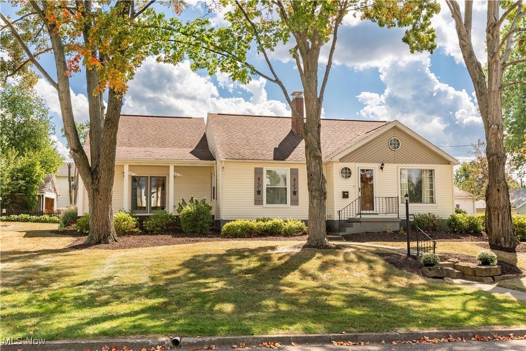 884 W College Road, Alliance, OH 44601