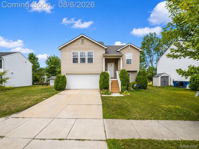 3067 Elk Creek Drive, Clayton Charter Township, MI 48473