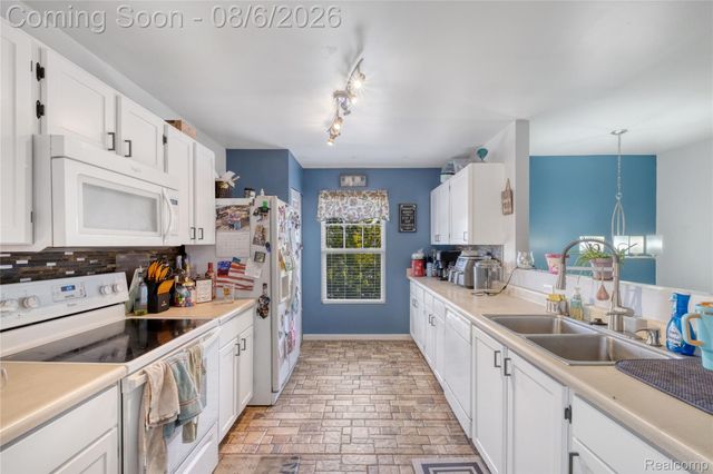 3067 Elk Creek Drive, Clayton Charter Township, MI 48473