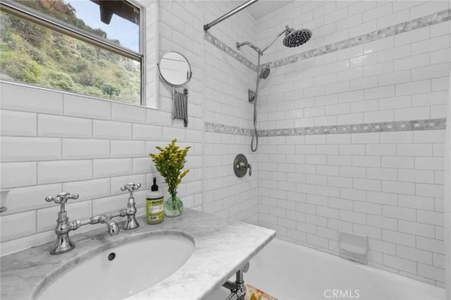 721 Country Club, Burbank, CA 91501