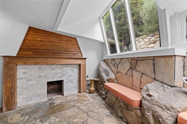 721 Country Club, Burbank, CA 91501