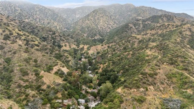 721 Country Club, Burbank, CA 91501