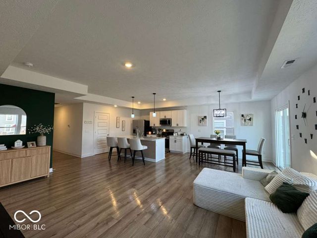 876 Garrow Drive, Westfield, IN 46074