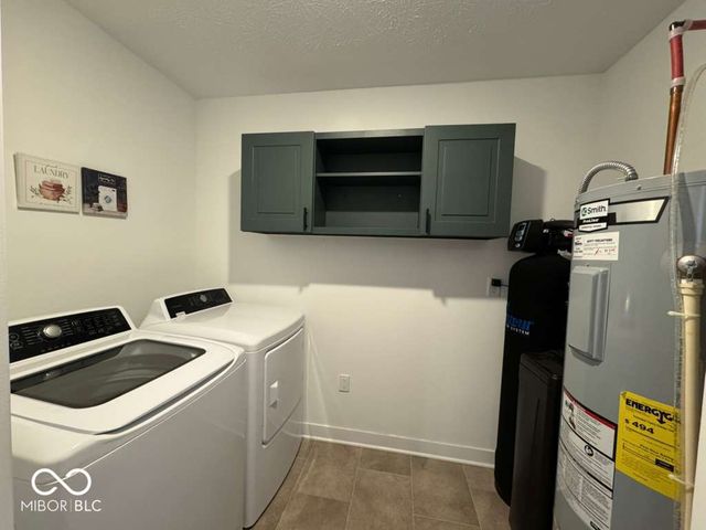 876 Garrow Drive, Westfield, IN 46074