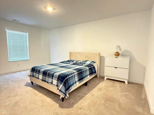 876 Garrow Drive, Westfield, IN 46074