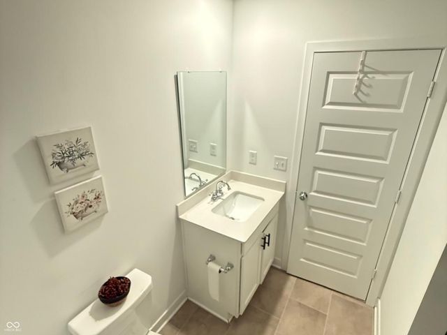 876 Garrow Drive, Westfield, IN 46074