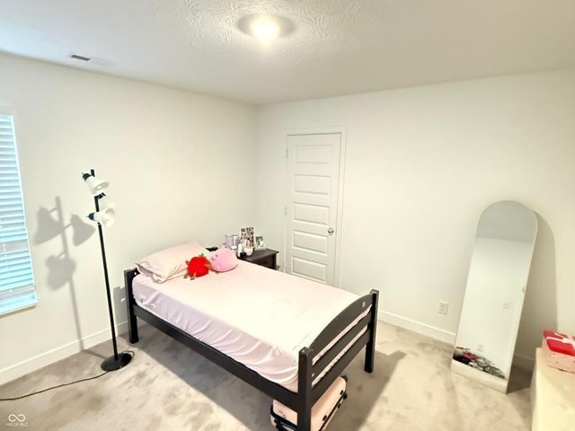 876 Garrow Drive, Westfield, IN 46074