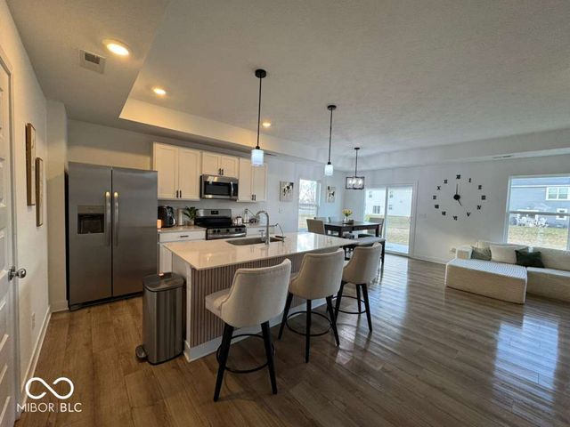 876 Garrow Drive, Westfield, IN 46074