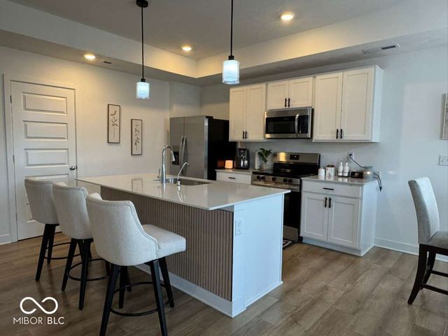 876 Garrow Drive, Westfield, IN 46074