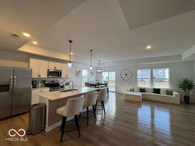 876 Garrow Drive, Westfield, IN 46074