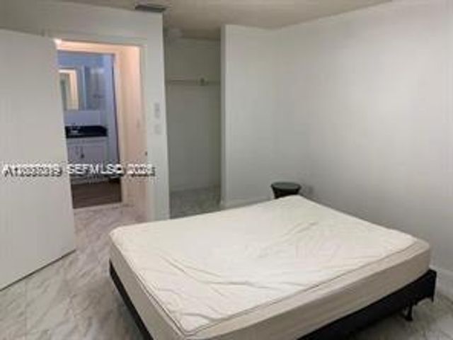 11882 SW 209th Terrace, Miami, FL 33177