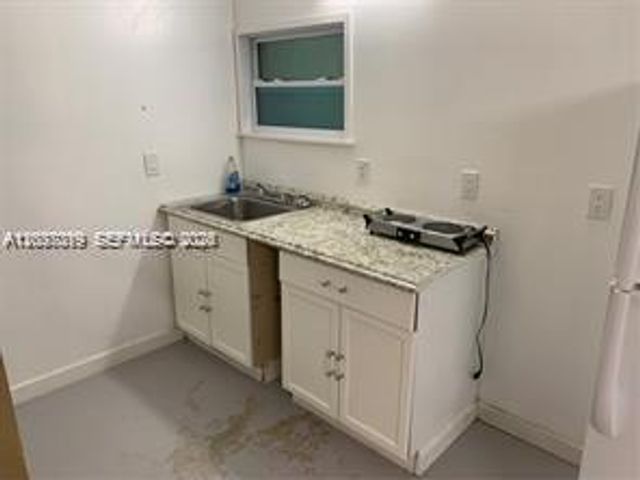 11882 SW 209th Terrace, Miami, FL 33177