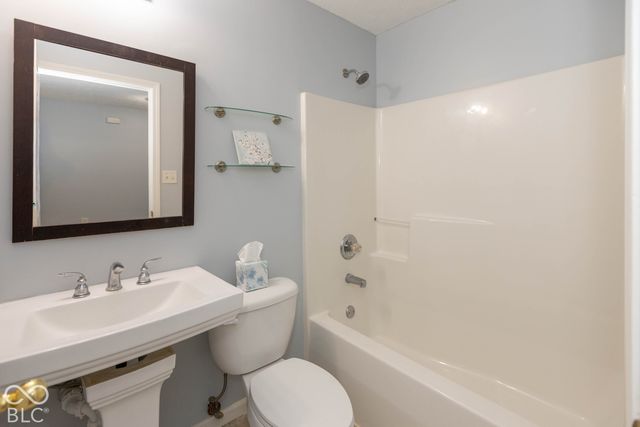 1257 Spring Lake Drive, Brownsburg, IN 46112