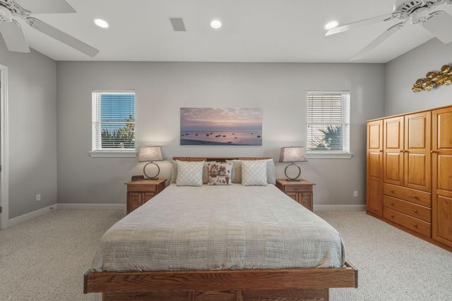 923 Short Reach Drive, Tiki Island, TX 77554