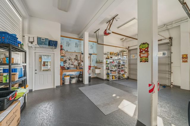 923 Short Reach Drive, Tiki Island, TX 77554