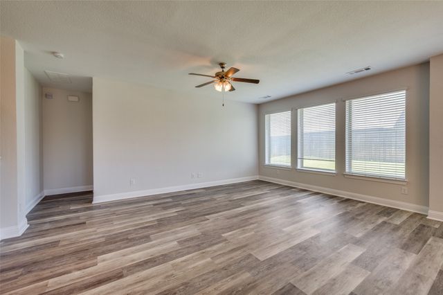 1600 Canter Court, Aubrey, TX 76227