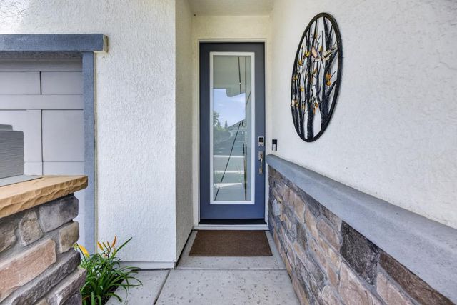 1452 Carson River Loop, Lincoln, CA 95648