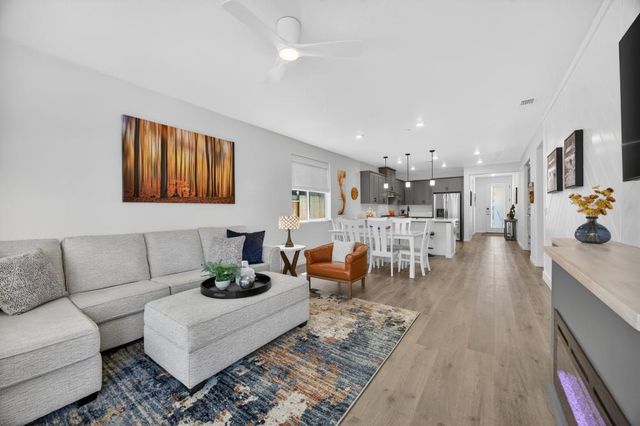 1452 Carson River Loop, Lincoln, CA 95648