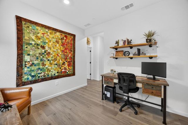 1452 Carson River Loop, Lincoln, CA 95648