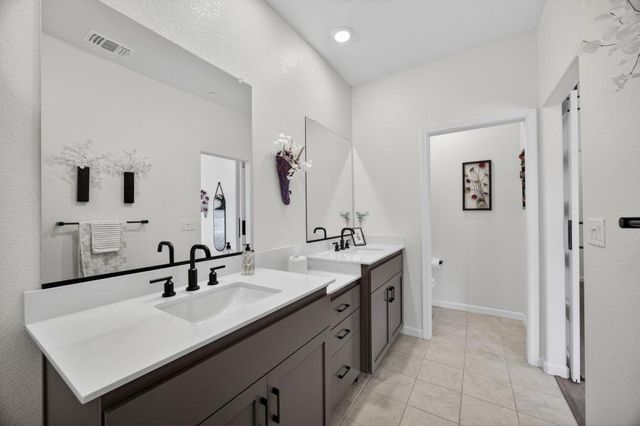 1452 Carson River Loop, Lincoln, CA 95648