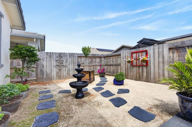 1452 Carson River Loop, Lincoln, CA 95648