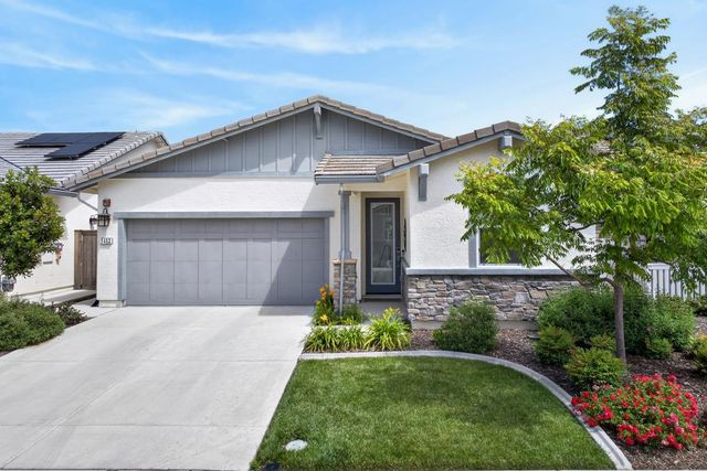 1452 Carson River Loop, Lincoln, CA 95648