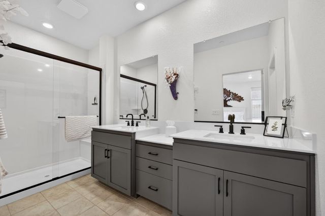 1452 Carson River Loop, Lincoln, CA 95648