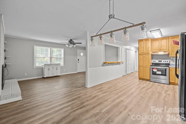 4800 Maplecrest Drive, Gastonia, NC 28056