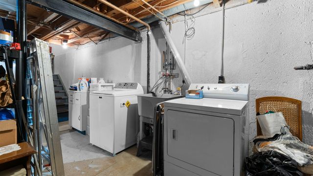 3320 Alpine Drive, Ann Arbor, MI 48108