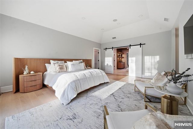 60 Anderson Avenue, Closter, NJ 07624