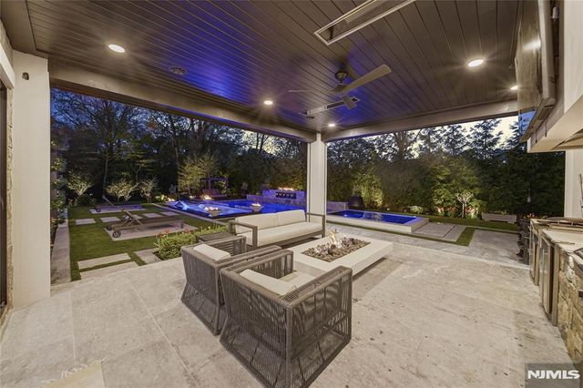 60 Anderson Avenue, Closter, NJ 07624