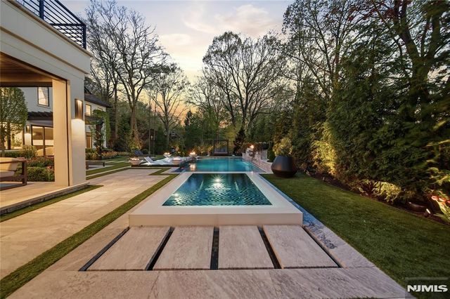 60 Anderson Avenue, Closter, NJ 07624